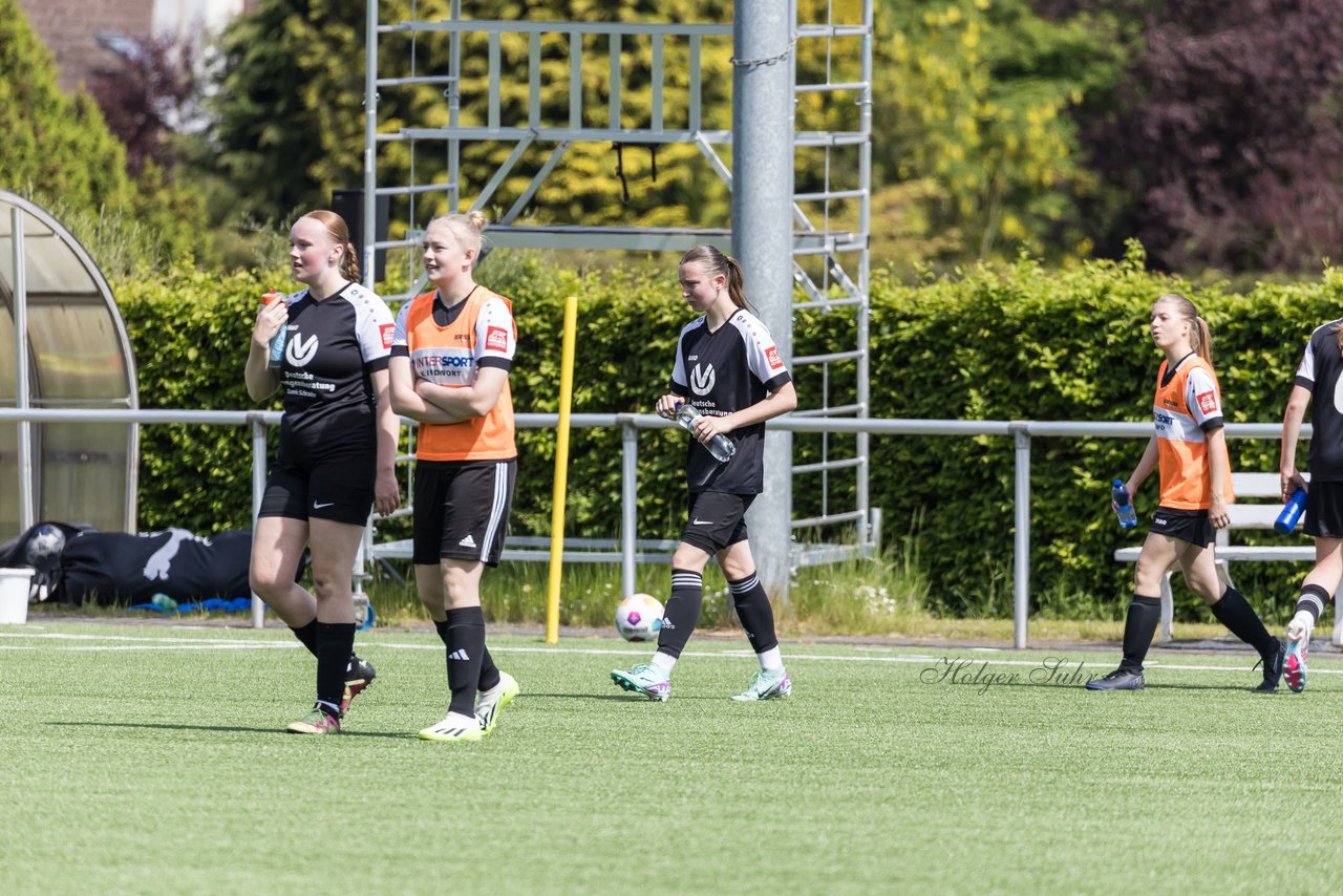 Bild 193 - wBJ SH-Pokalfinale  Holstein-Kiel - SV Viktoria : Ergebnis: 1:0